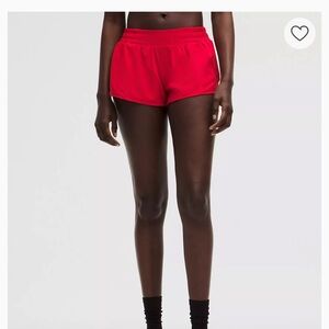 Lululemon Hotty Hot Shorts 2.5” low rise